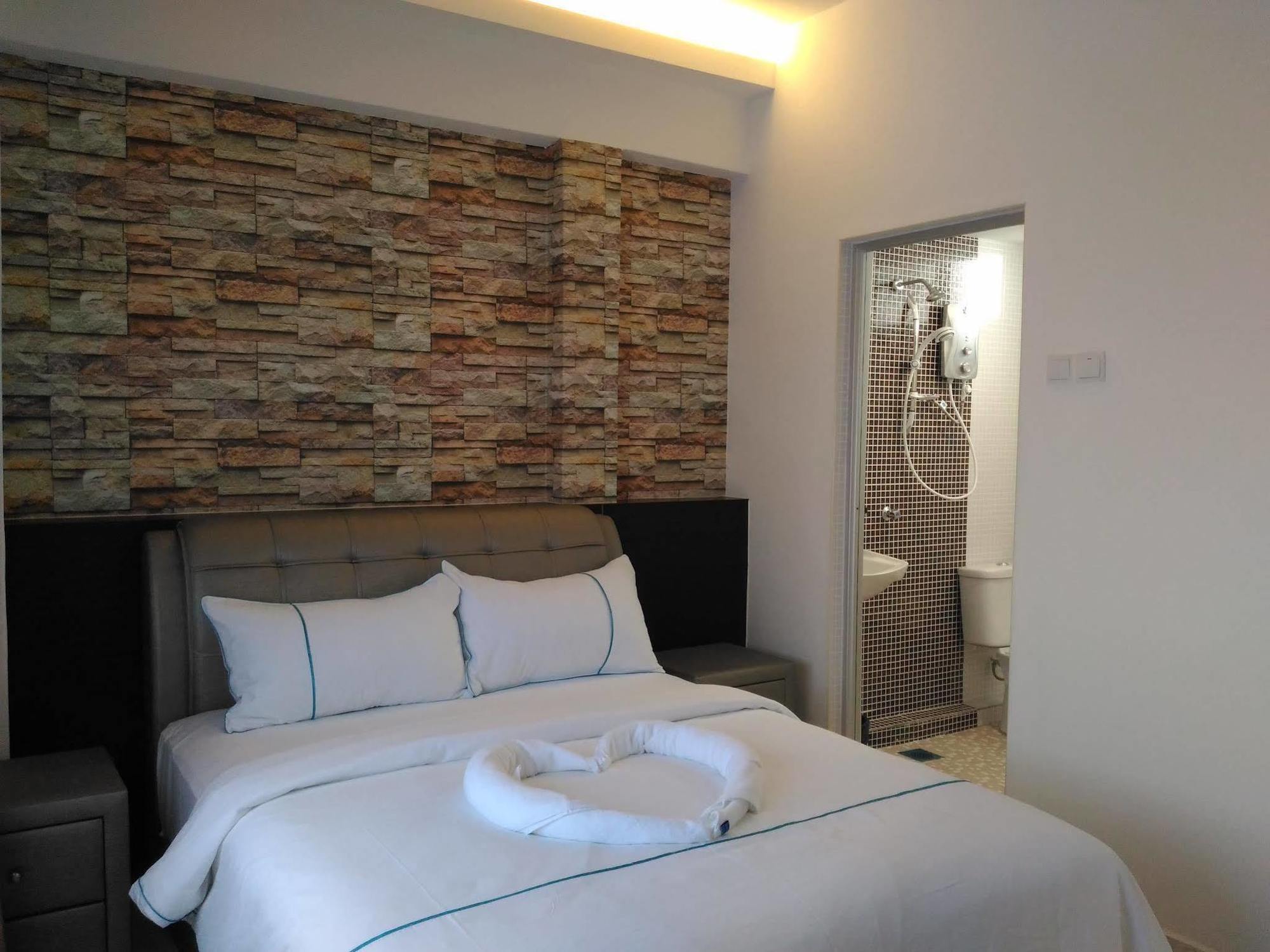 Midcity Service Suite Malacca Kültér fotó